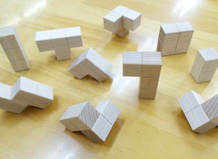 知恵の積み木